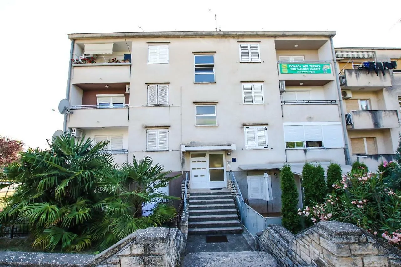 Apartment Klaudio Porec