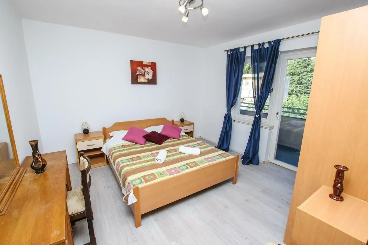 Apartment Klaudio Porec 0*,
