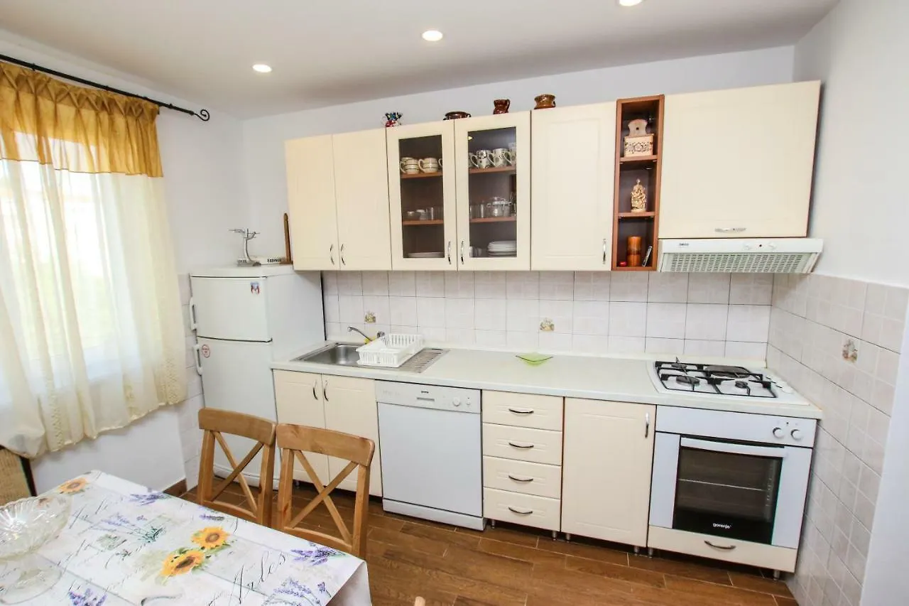 Apartment Klaudio Πόρετς